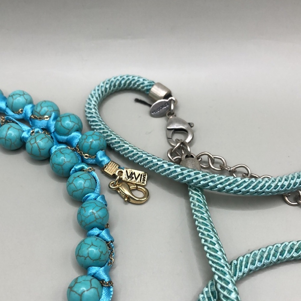Curated bundle Chico's + Vivi Love turquoise look long necklaces + free bracelet - Picture 3 of 8